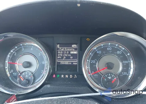 2015 Chrysler Town & Country Touring z USA, uszkodzony, nr VIN 2C4RC1BG0FR601440